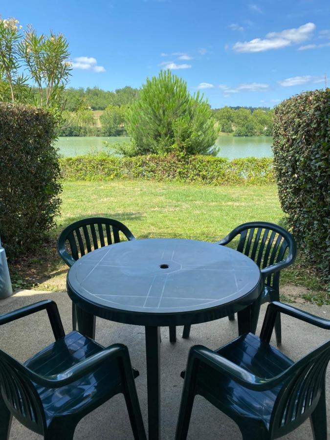 Charmant Studio Au Bord Du Lac Marciac Bagian luar foto